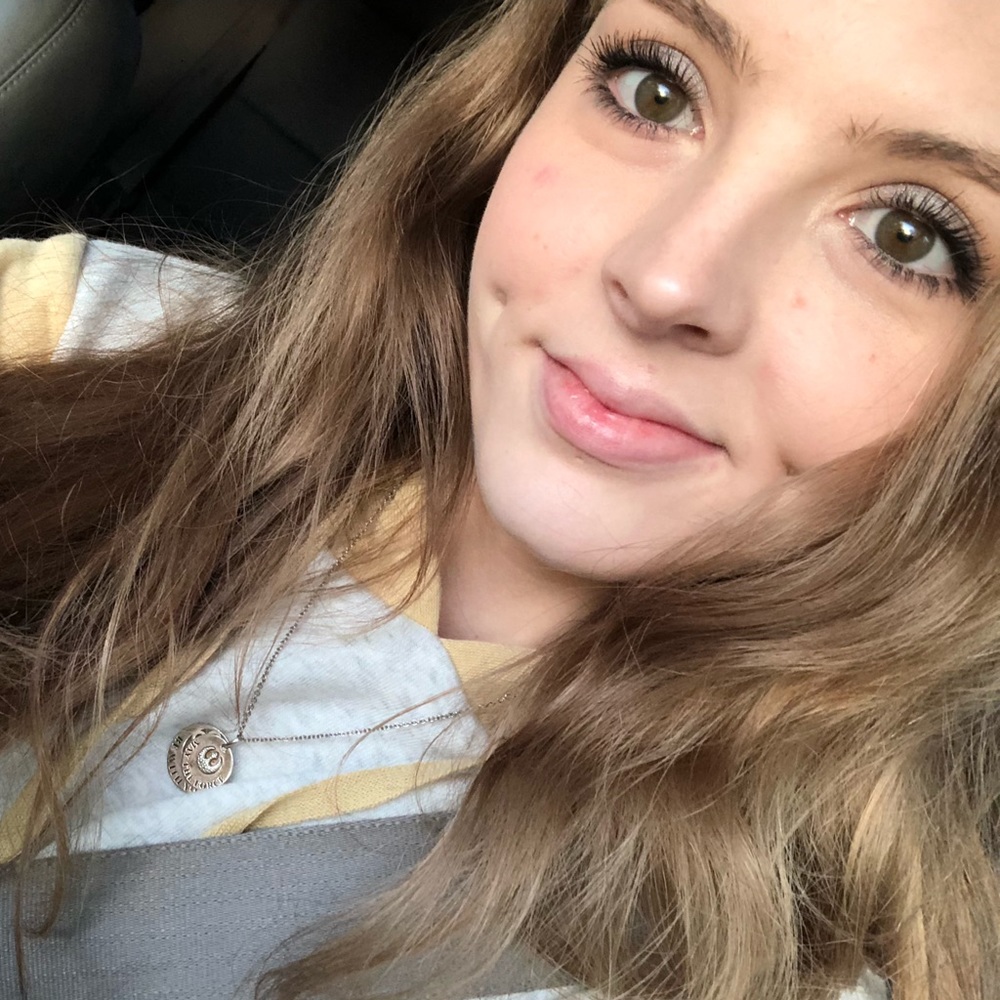Meet your Posher, Megan